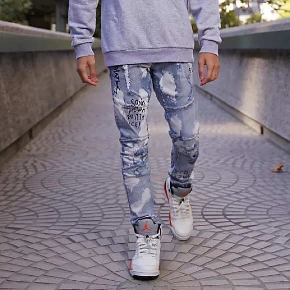 Crysp Montana Scribble Jeans, Light/Pastel Blue. Lightly used. Great condition. - Picture 11 of 11